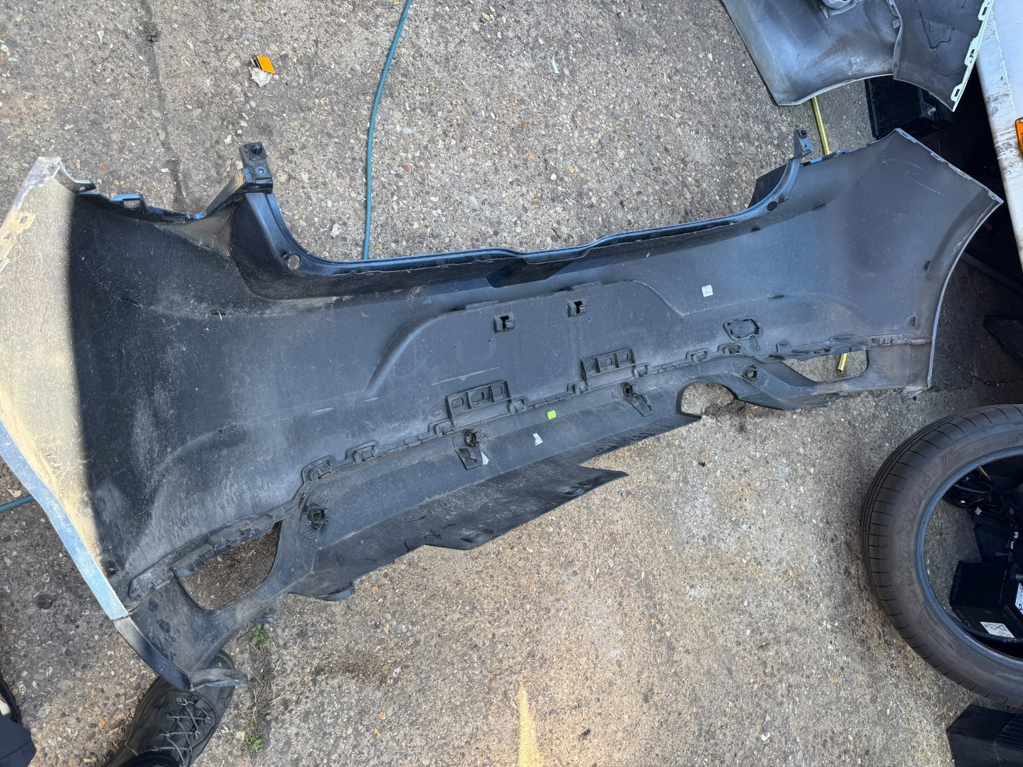 RENAULT MEGANE GT Rear Bumper 2016-2019 | OEM 850220498R Used Genuine