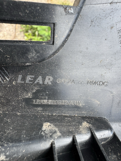 Land Rover Range Rover L405 Lower Molding L8A2-600B12 RH 2020 on