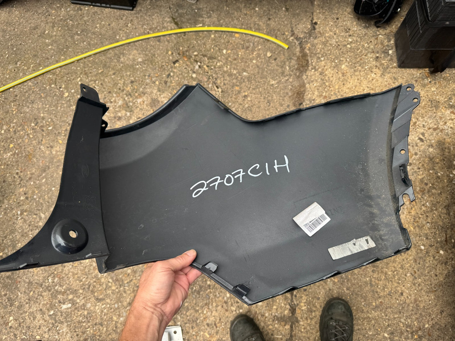 OEM LAND ROVER DISCOVERY SPORT L550 REAR BUMPER LEFT CORNER FK7217927A CARP.GREY