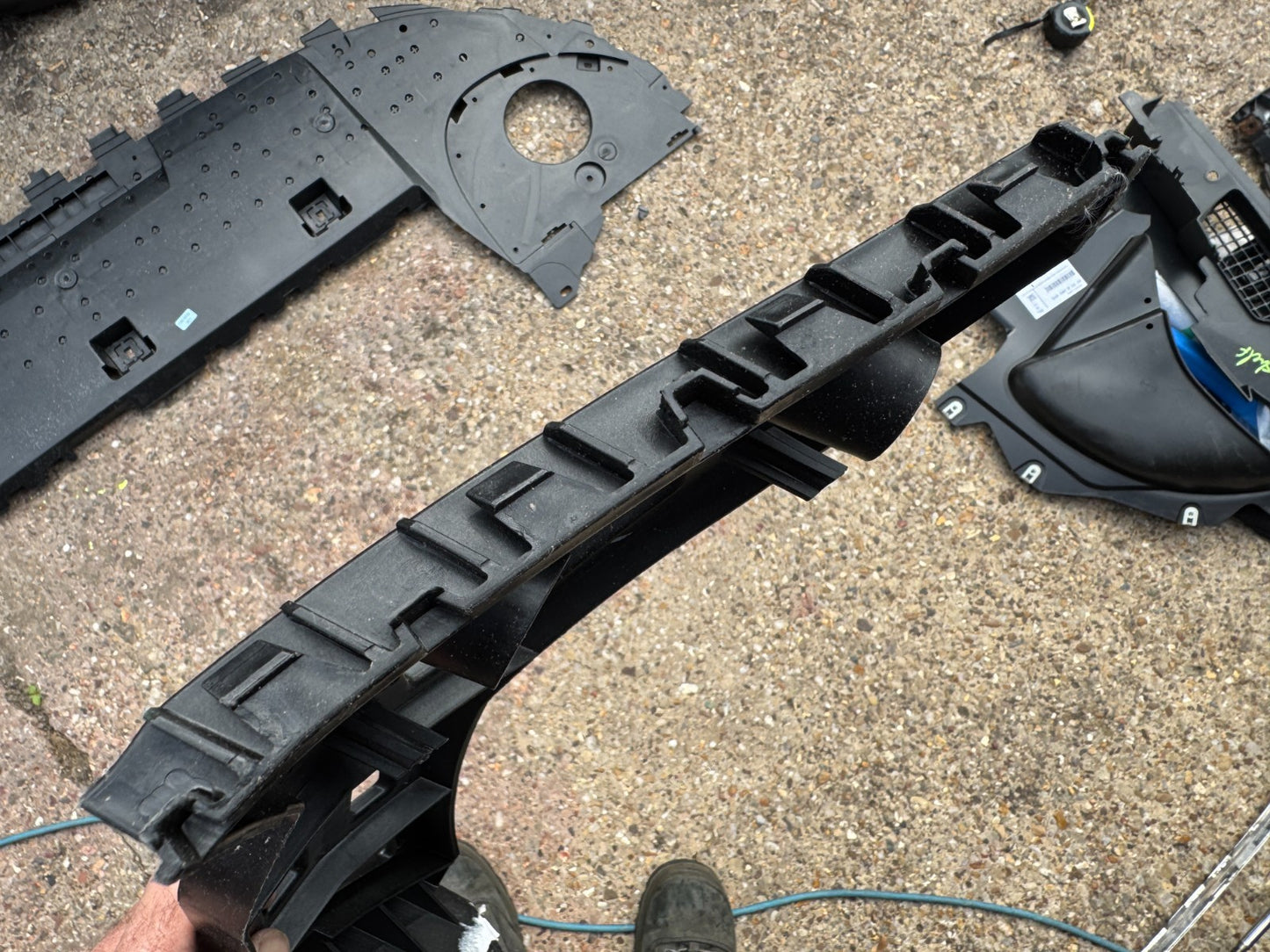 MG MG 3 Rear Right Bumper Bracket 11387151 1.5 Hybrid 2024 29366985