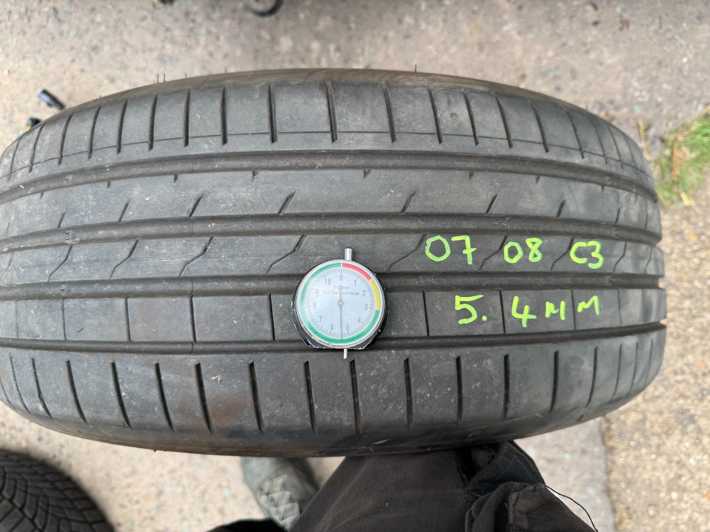 225/55r18 102Y XL Hankook Ventus S1 evo3 * MO 2255518 225 55 18 2024 2 in stock