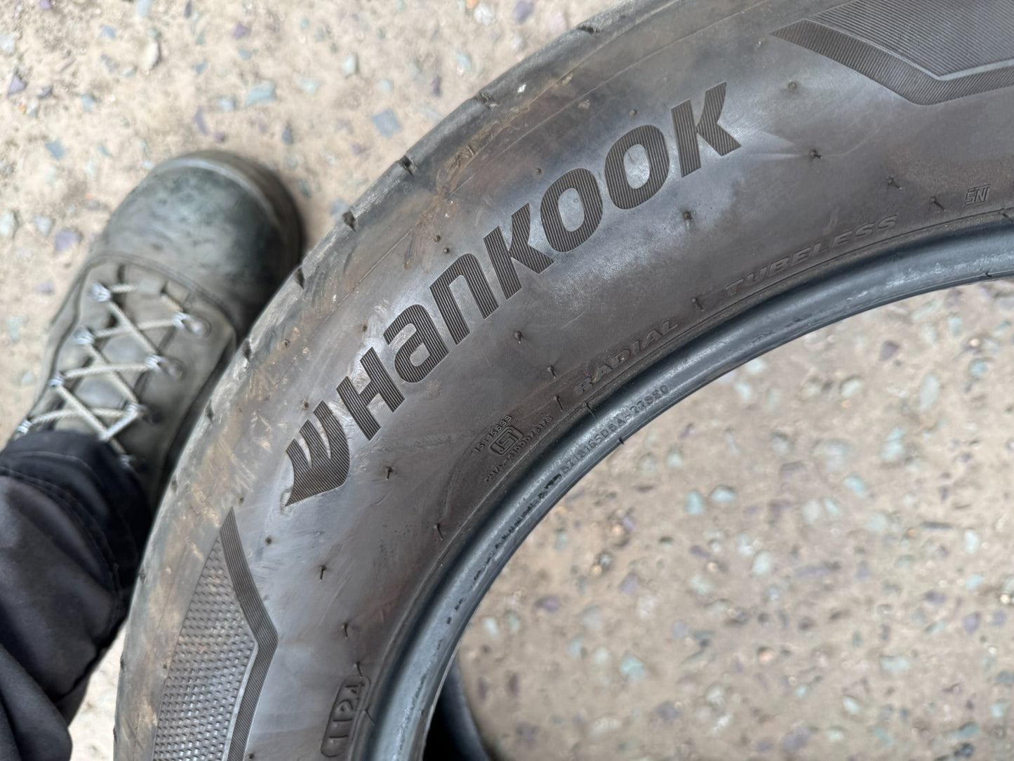 225/55r18 102Y XL Hankook Ventus S1 evo3 * MO 2255518 225 55 18 2024 2 in stock