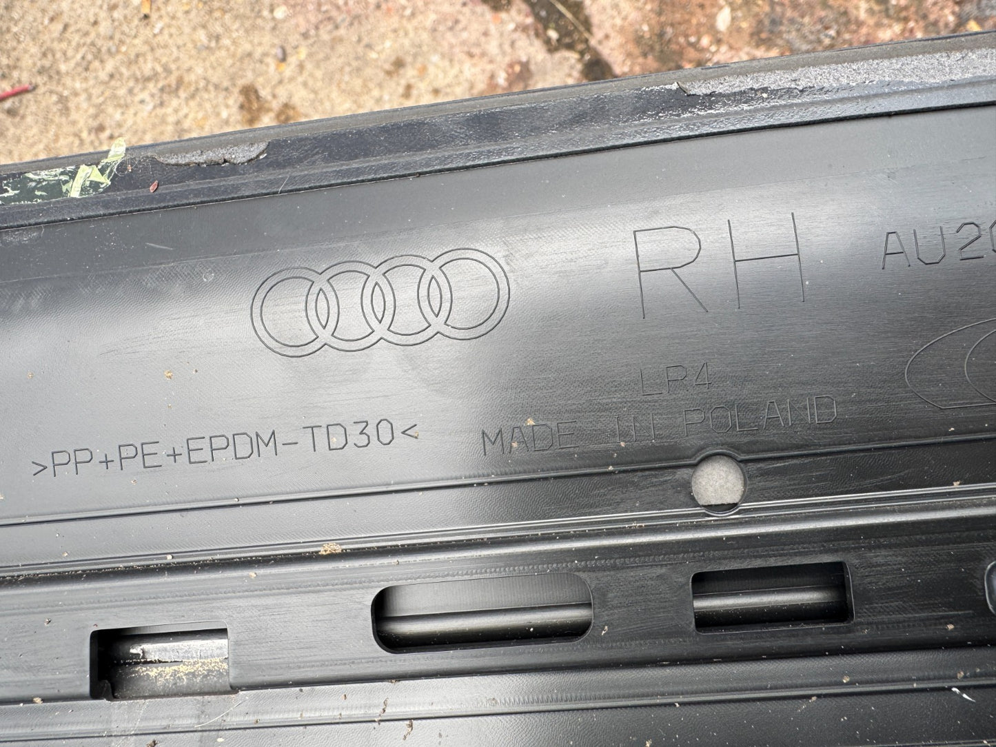 Audi Q4 Rear Door Molding Trim Right 2024 SUV 4/5dr 89A853970A F4B SPORT (23-24)