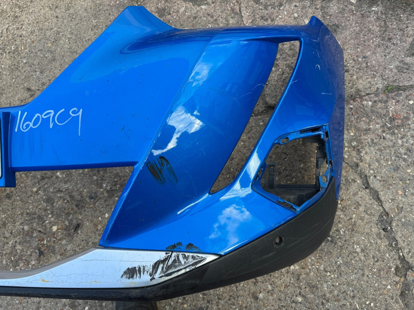 PEUGEOT E-2008 2019 ONWARDS GENUINE FRONT BUMPER 9826322180