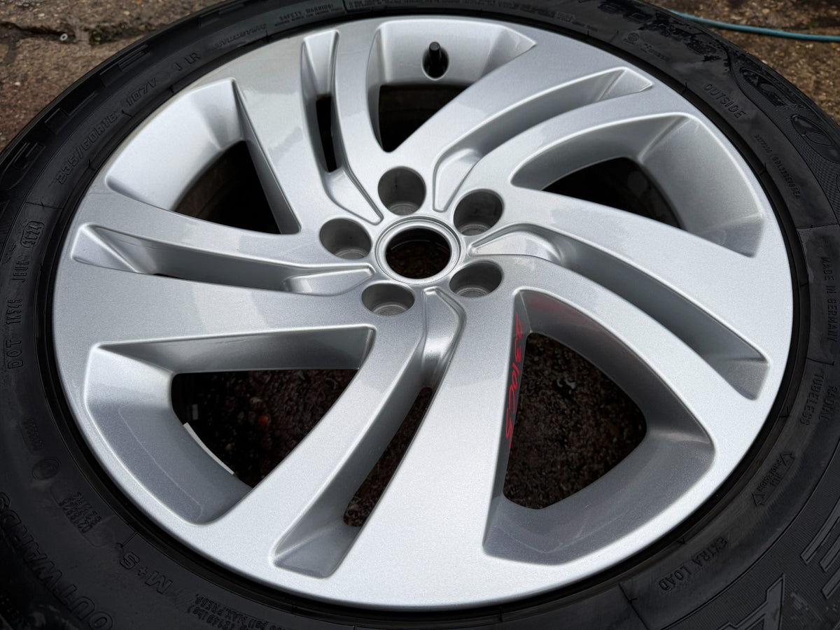 GENUINE RANGE ROVER EVOQUE L551 18" 8J SILVER ALLOY WHEEL K8D21007CA