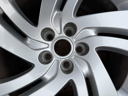 GENUINE RANGE ROVER EVOQUE L551 18" 8J SILVER ALLOY WHEEL K8D21007CA
