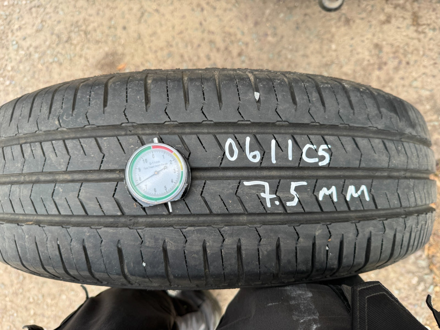 1x 215/75r16c 116/114R Nexen Roadian CTX 2157516 7.5mm tread no repairs
