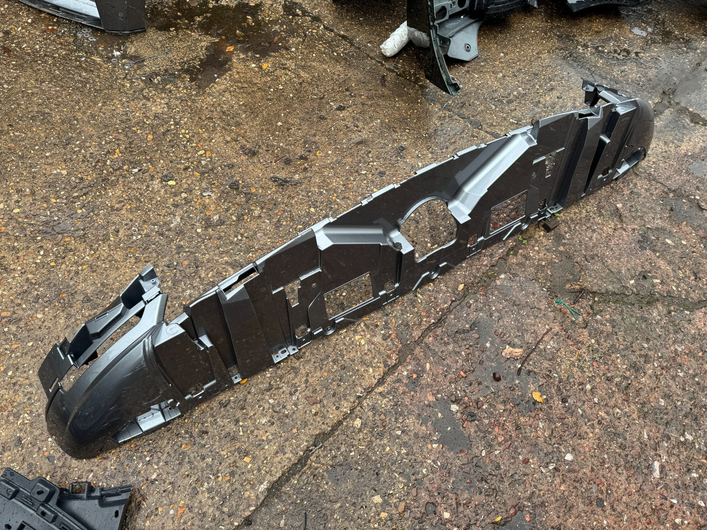 Range Rover Sport L461 Front Bumper Lower Section 2022 ON N9X2-17F775-B Genuine