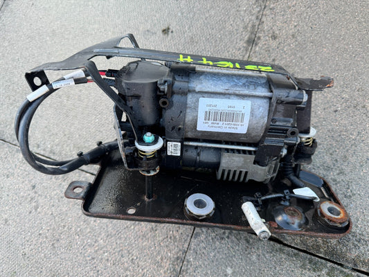2020 VOLVO XC60 AIR SUSPENSION COMPRESSOR PUMP 2.0 HYBRID PETROL 32315091