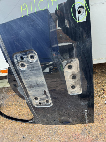 2025 GENUINE LAND ROVER DEFENDER L663 REAR TAILGATE DOOR 2020-ON L8B2400A18A