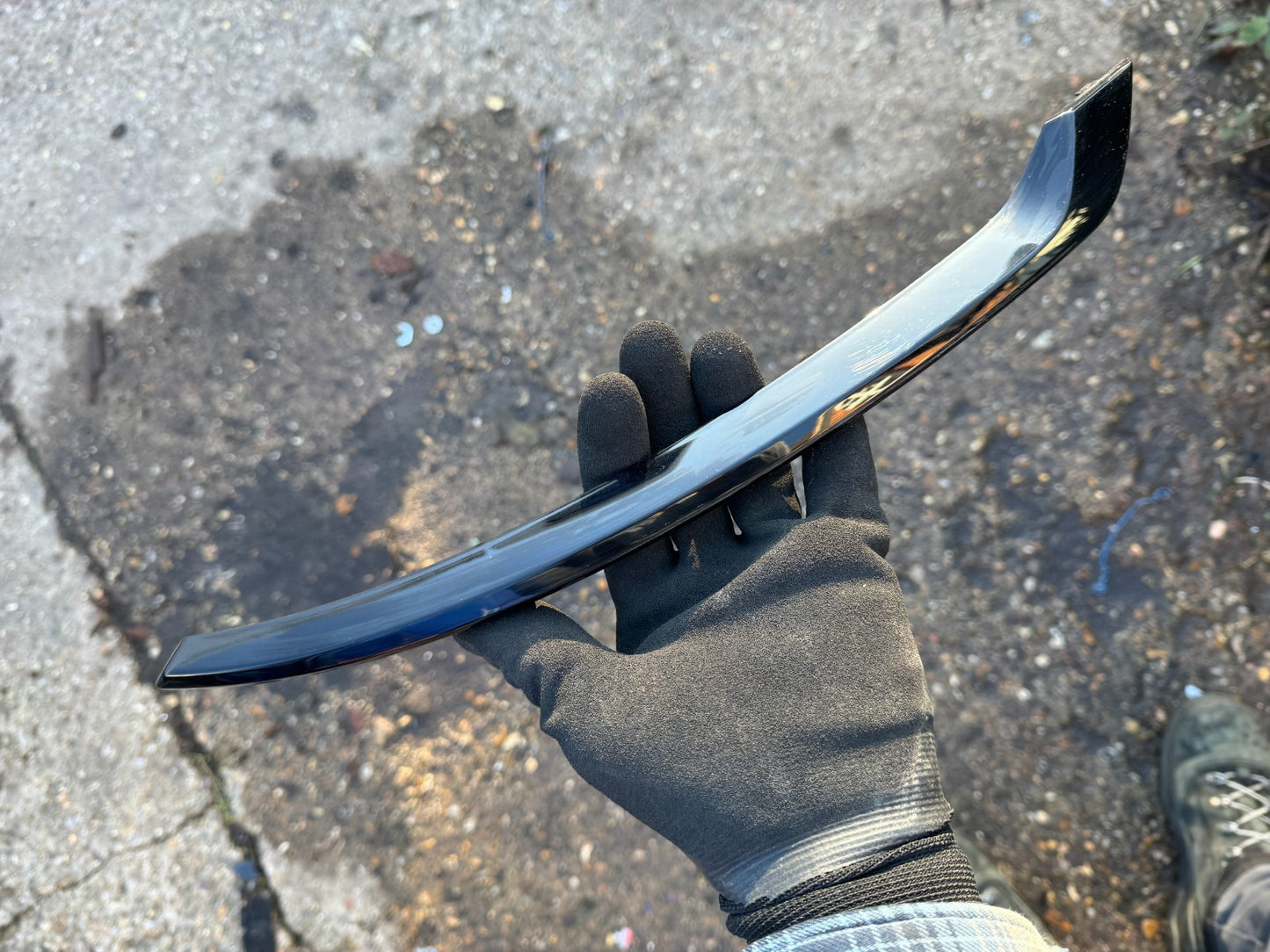 2025 VOLVO XC90 MK2 Rear Bumper Left Moulding Trim 31383856 GENUINE