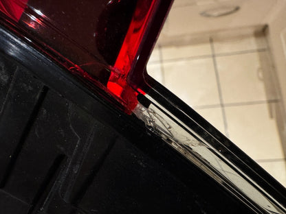Polestar 4 2025 Right Tail Light P8892891396 SLIGHT DAMAGE SEE PHOTOS 5,6,7
