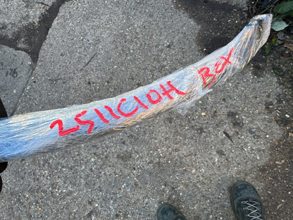 2025 VOLVO XC90 MK2 Rear Bumper Left Moulding Trim 31383856 GENUINE