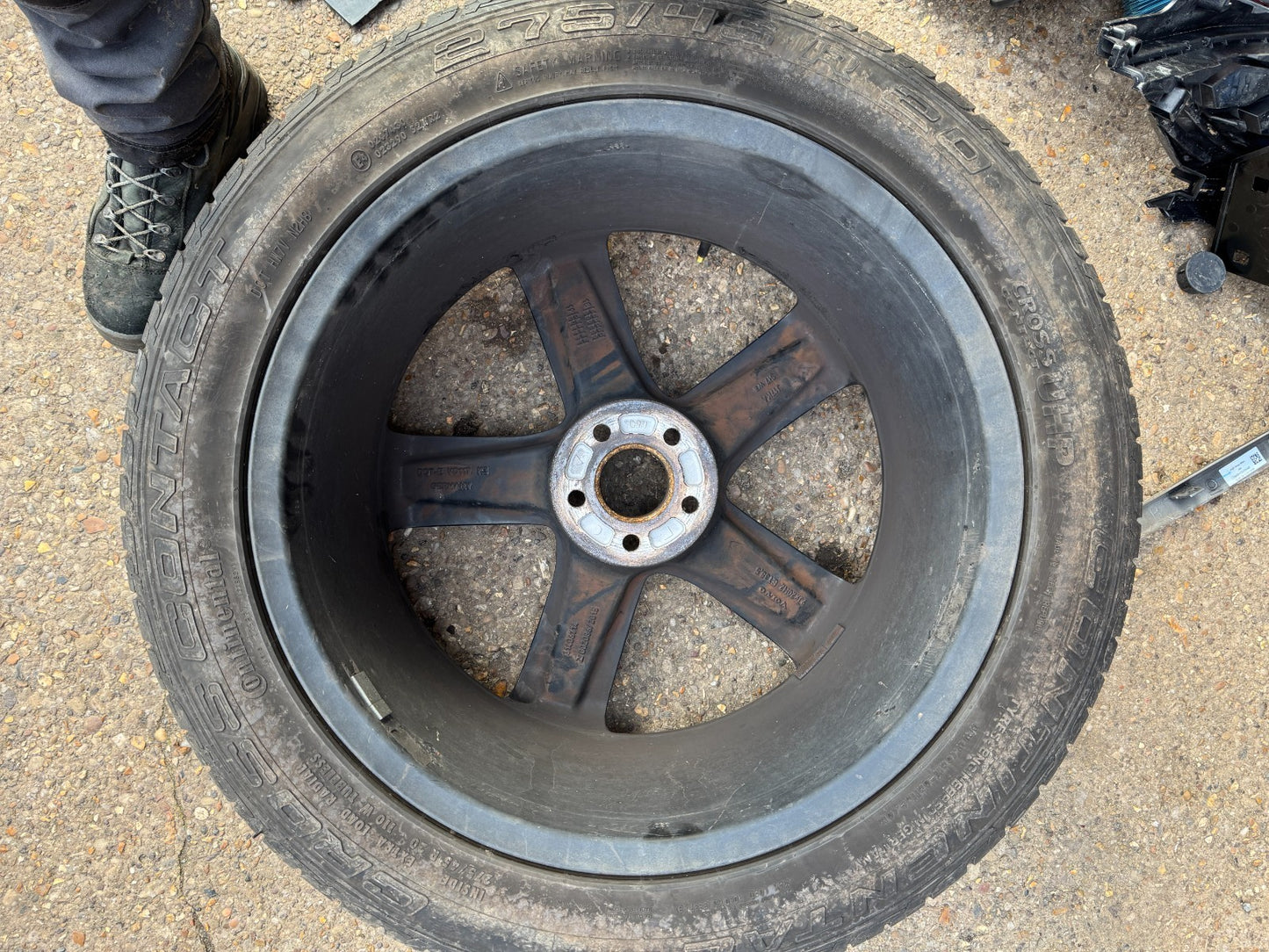 Continental Cross Contact UHP 275/45/20 275 45 20 110W XL 7MM 2023 tyre