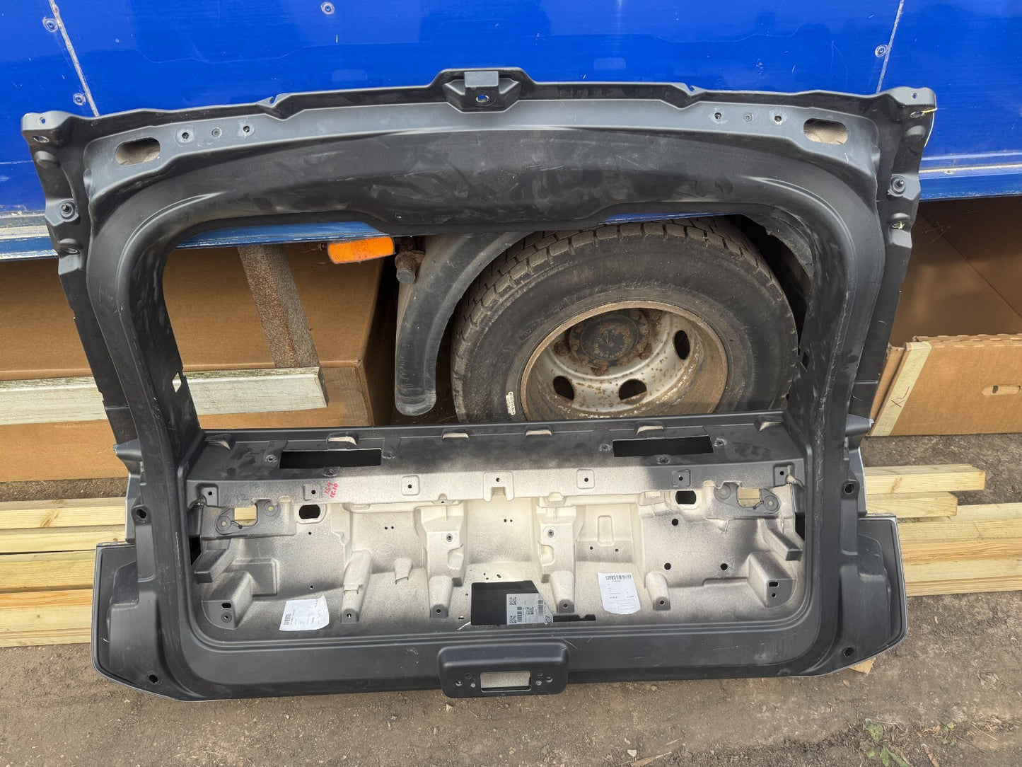 2023-2025 Land Range Rover Sport L461 lift gate tailgate trunk OEM N9X2-65621-A