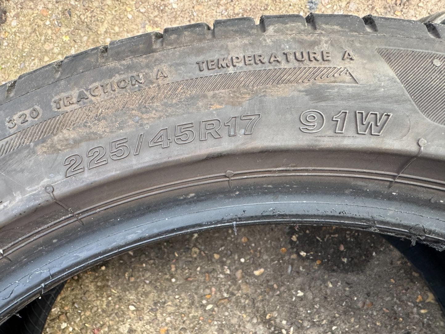 1 X Bridgestone Turanza 6 ENLITEN 5.5-6mm Tread 225/45R17 91W 225 45 17