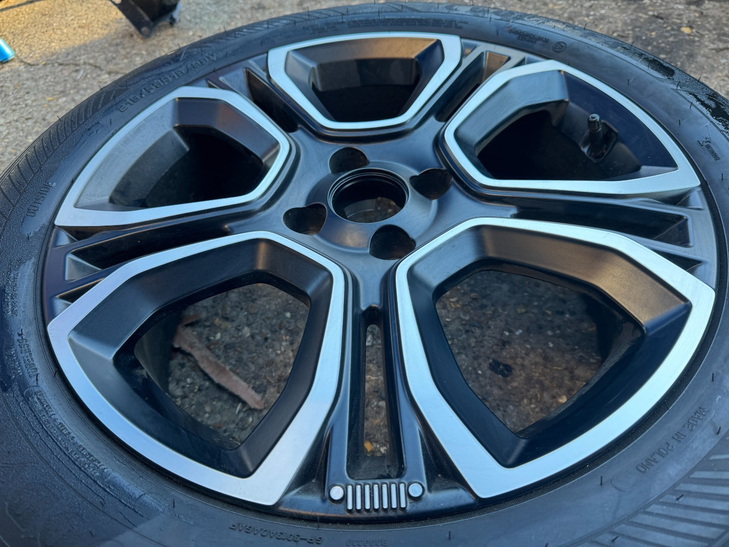 2022-2025 JEEP AVENGER SUMMIT 18" ALLOY WHEEL & TYRE 215/55/18 52197384 GREAT!