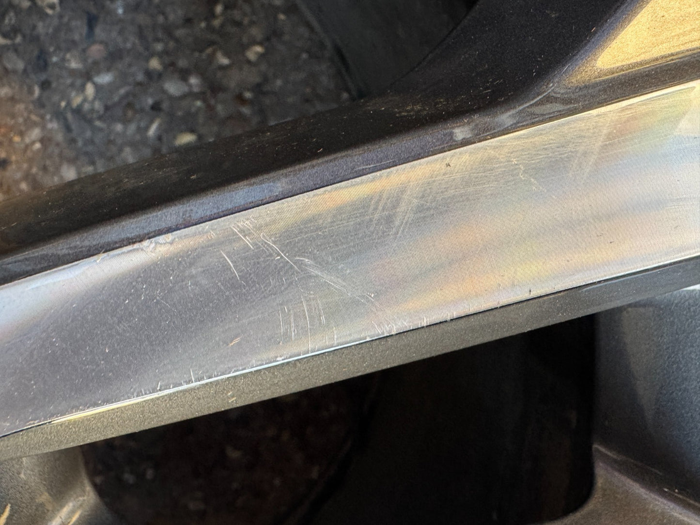 21" LAND ROVER DISCOVERY 5 ALLOY WHEEL GENUINE  9.5JX21 ET49 MY42-1007-CA  2024