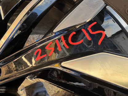 2025 Volvo XC90 21" 9J alloy wheel 2023 to 2026 32294603 scratched & good tyre!