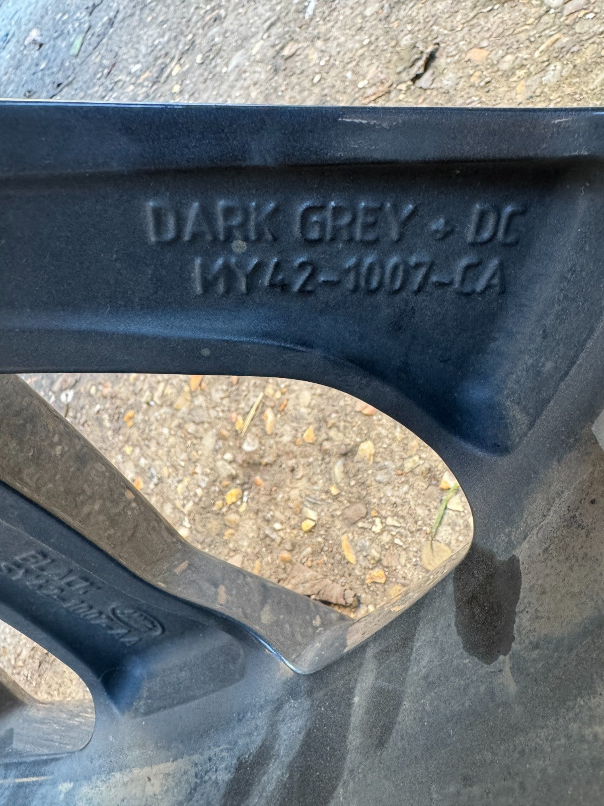 21" LAND ROVER DISCOVERY 5 ALLOY WHEEL GENUINE  9.5JX21 ET49 MY42-1007-CA  2024