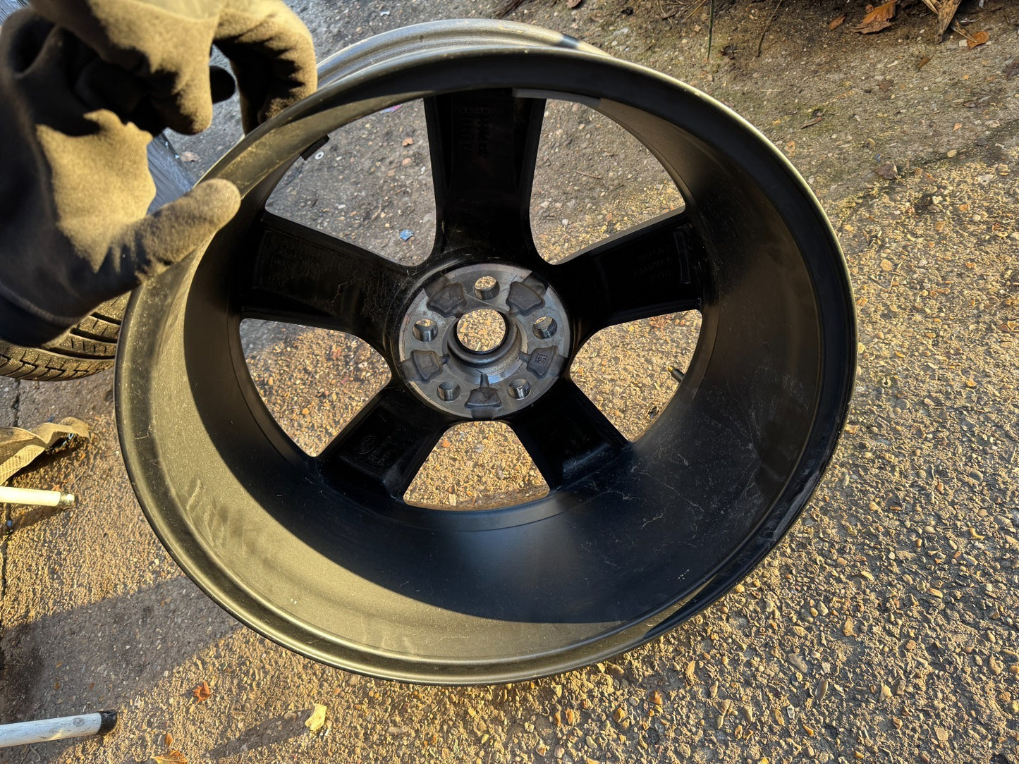 GENUINE LAND ROVER DEFENDER L663 20" 8.5J GREY ALLOY WHEEL L8B21007HA VERY GOOD!