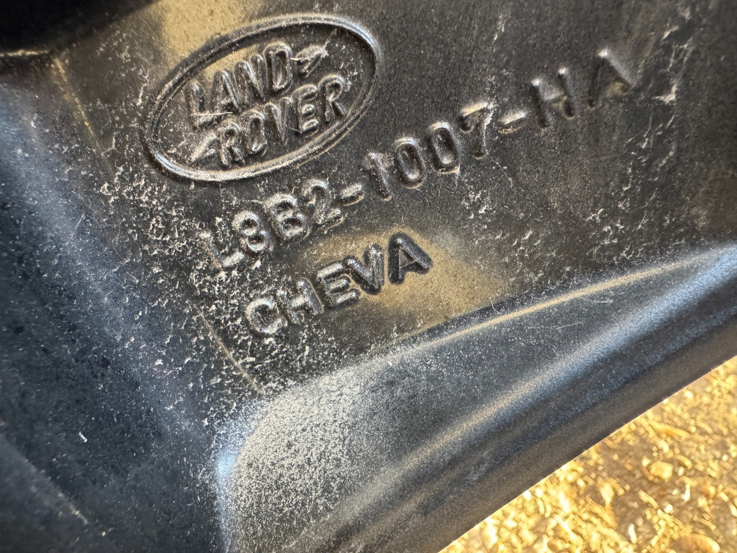 GENUINE LAND ROVER DEFENDER L663 20" 8.5J GREY ALLOY WHEEL L8B21007HA VERY GOOD!