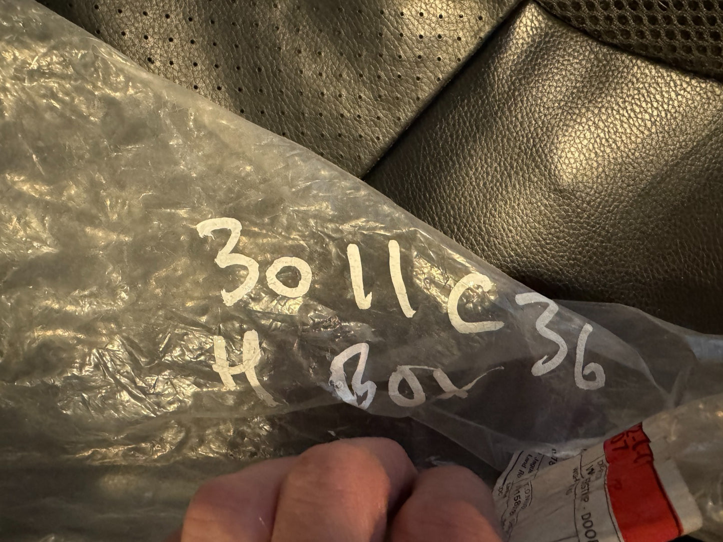 NEW Land Rover Genuine Seal Rear Door Sill Fits Defender 2007-Onwards LR029307