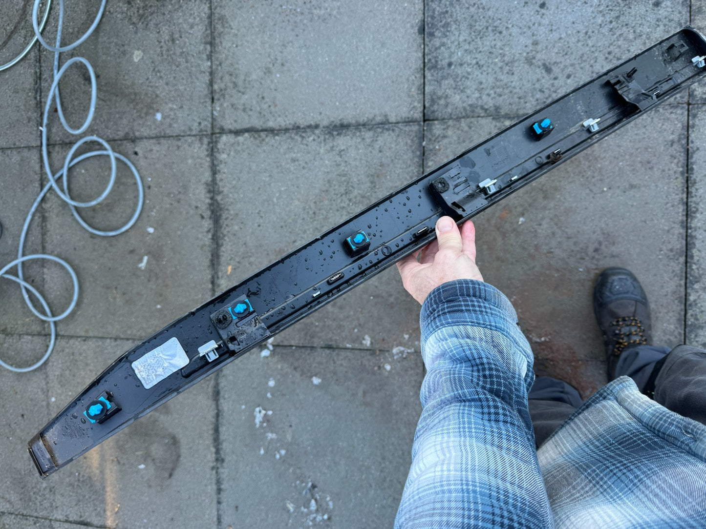 DOOR STRIP LOWER RIGHT FRONT FIAT 600 23- 735771636