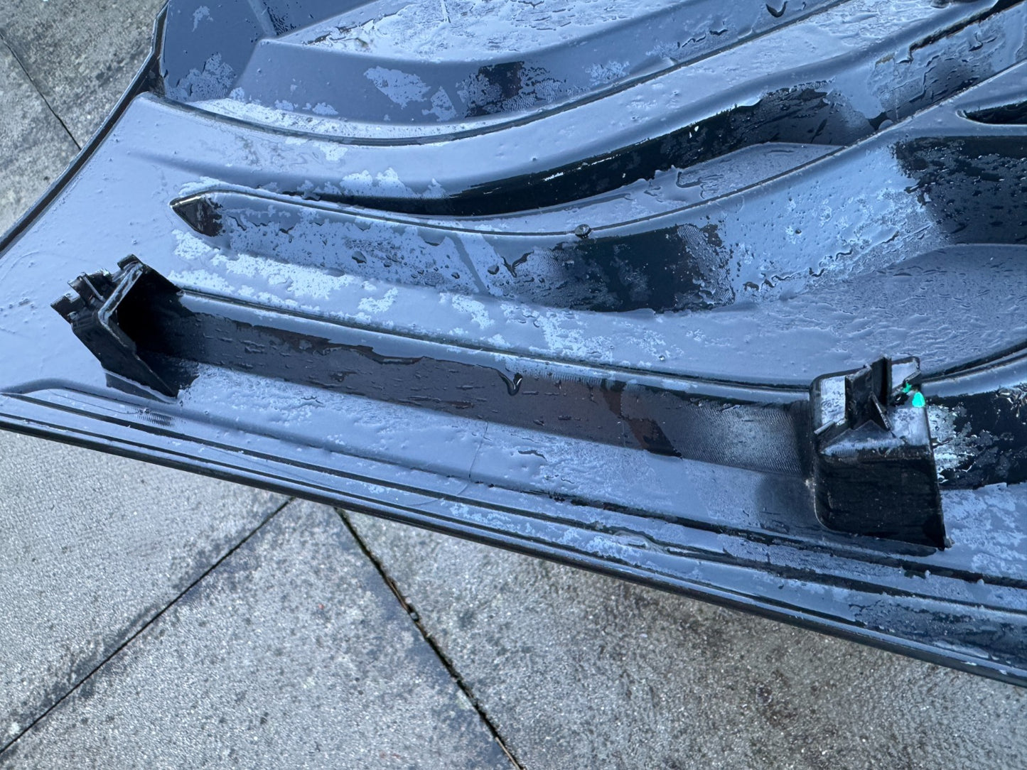 Genuine Front Grill iveco daily 2022 on chrome scratched 5802799786