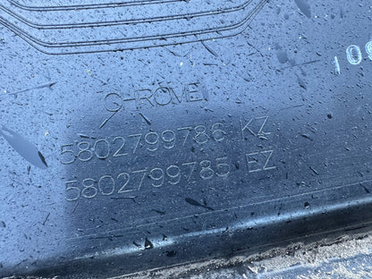 Genuine Front Grill iveco daily 2022 on chrome scratched 5802799786