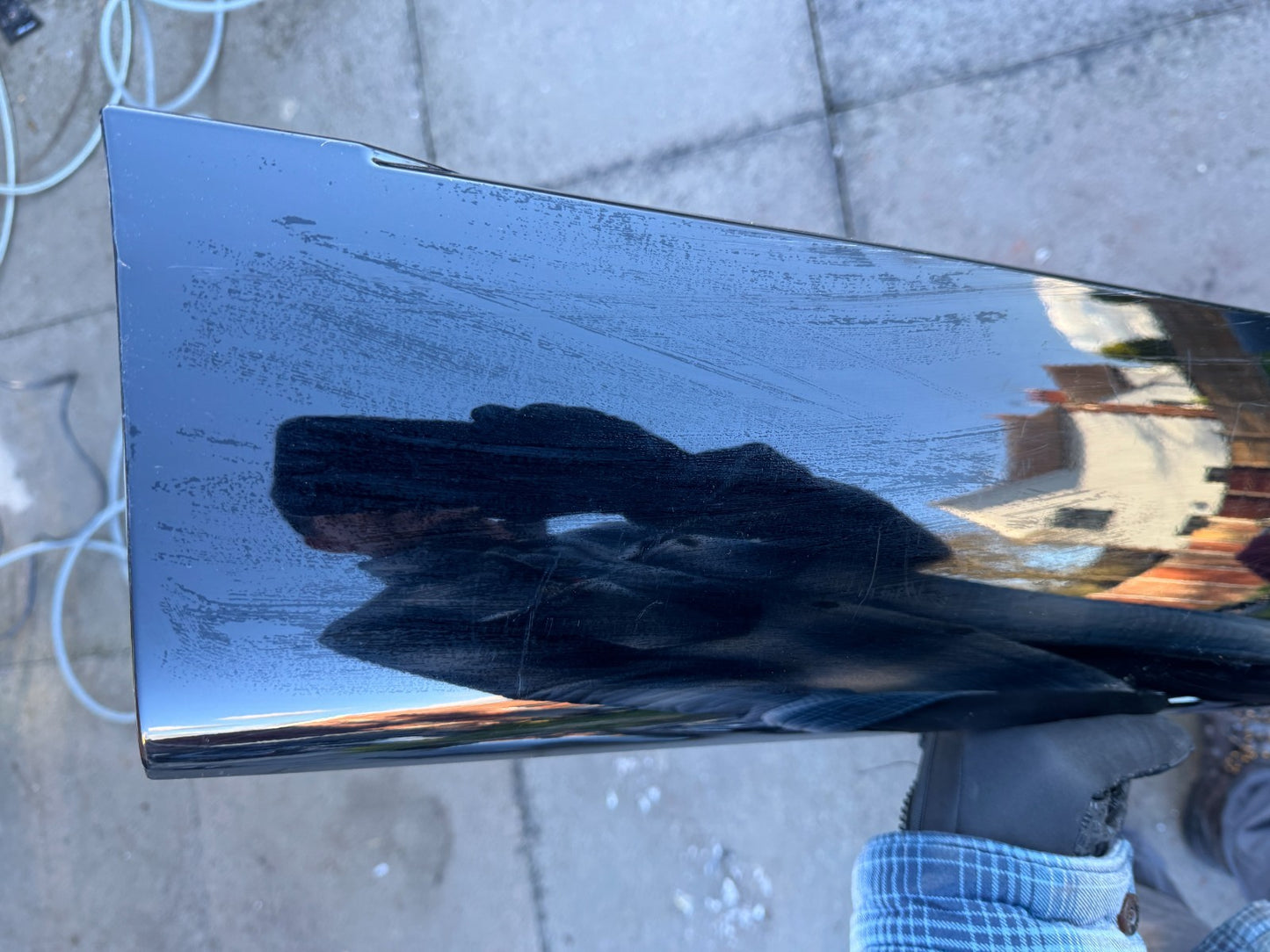 GENUINE RANGE ROVER VOGUE L460 REAR RIGHT DOOR LOWER MOULD 2022-ON M8E2274A48