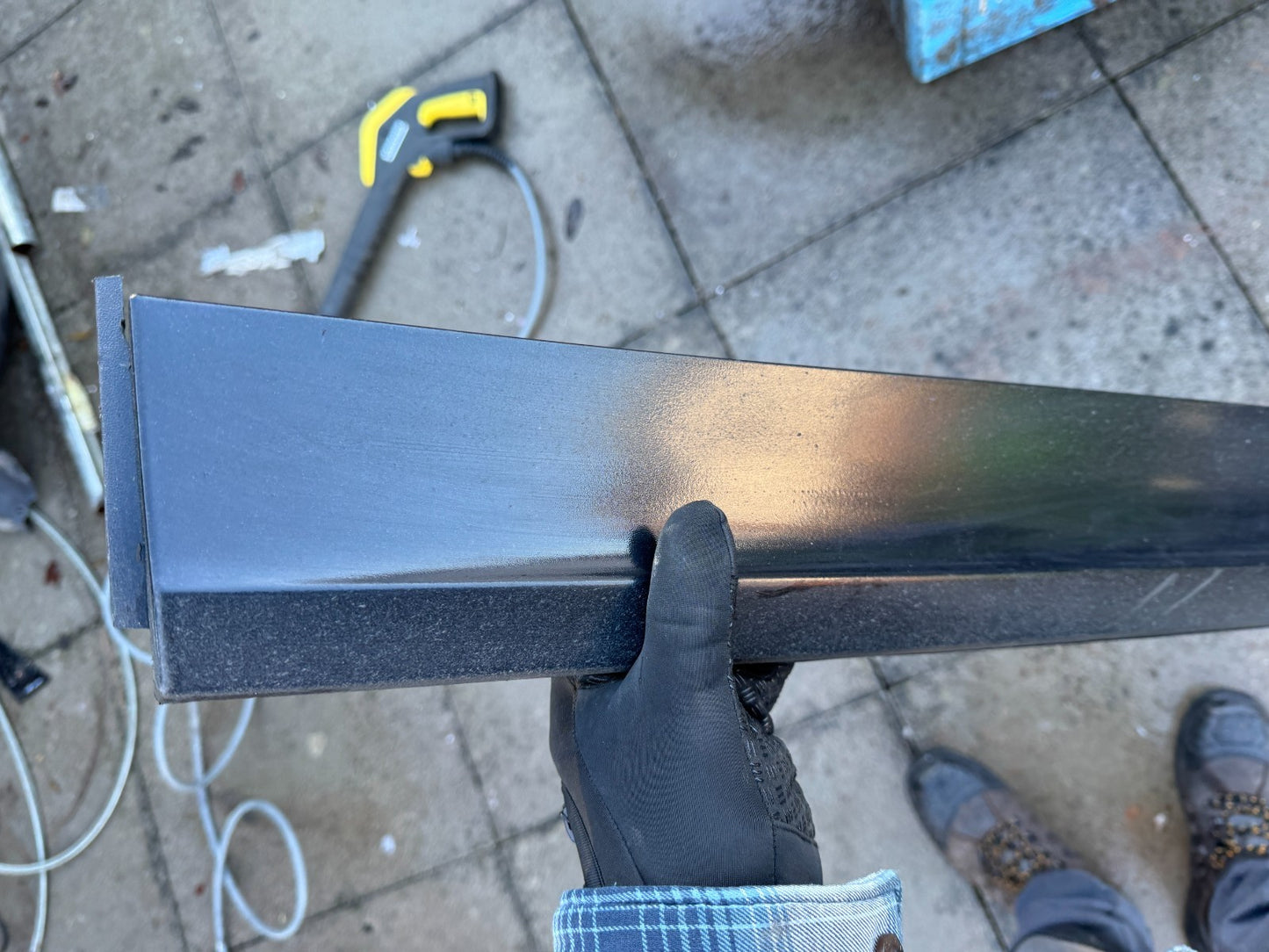 Porsche Cayenne (9Y0 9Y3) 2019 Left front door trim molding 9Y0837095