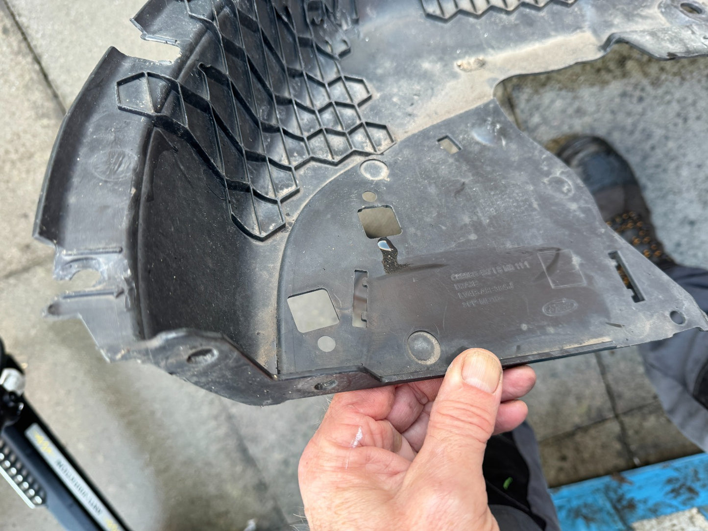 Ford Kuga Front Bumper Under Tray 2020 TO 2024 LV4B-A8B384-J Genuine Damaged