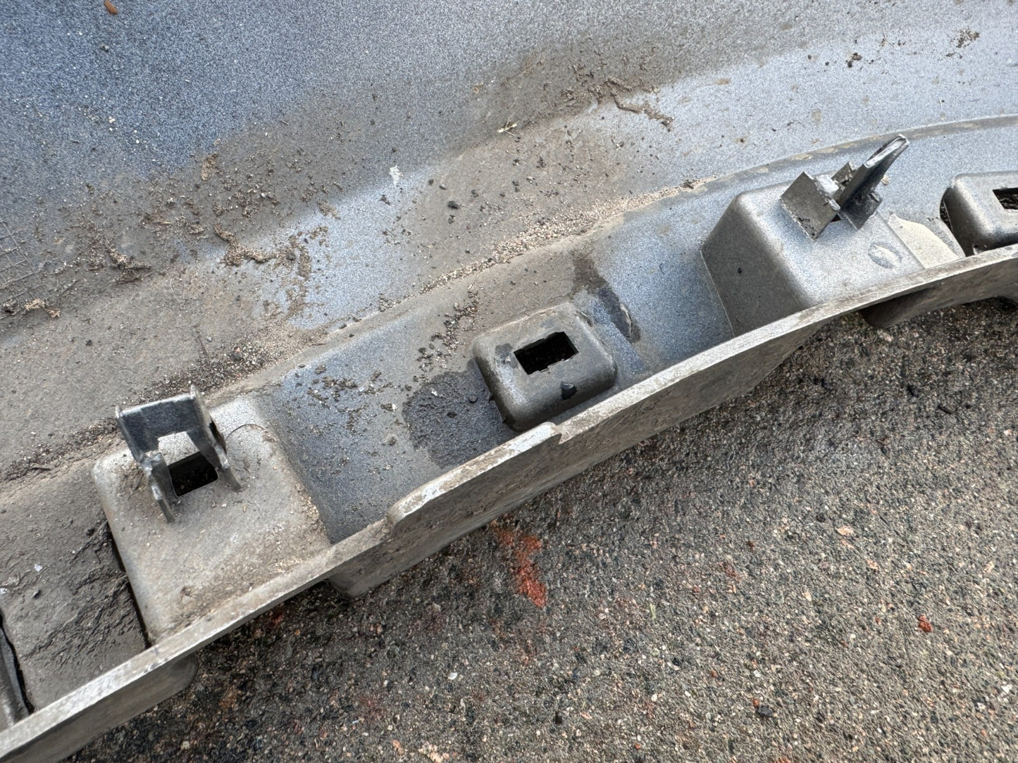 LAND ROVER DEFENDER L663 2020-24 FRONT LEFT WHEEL ARCH S8BM-16A075