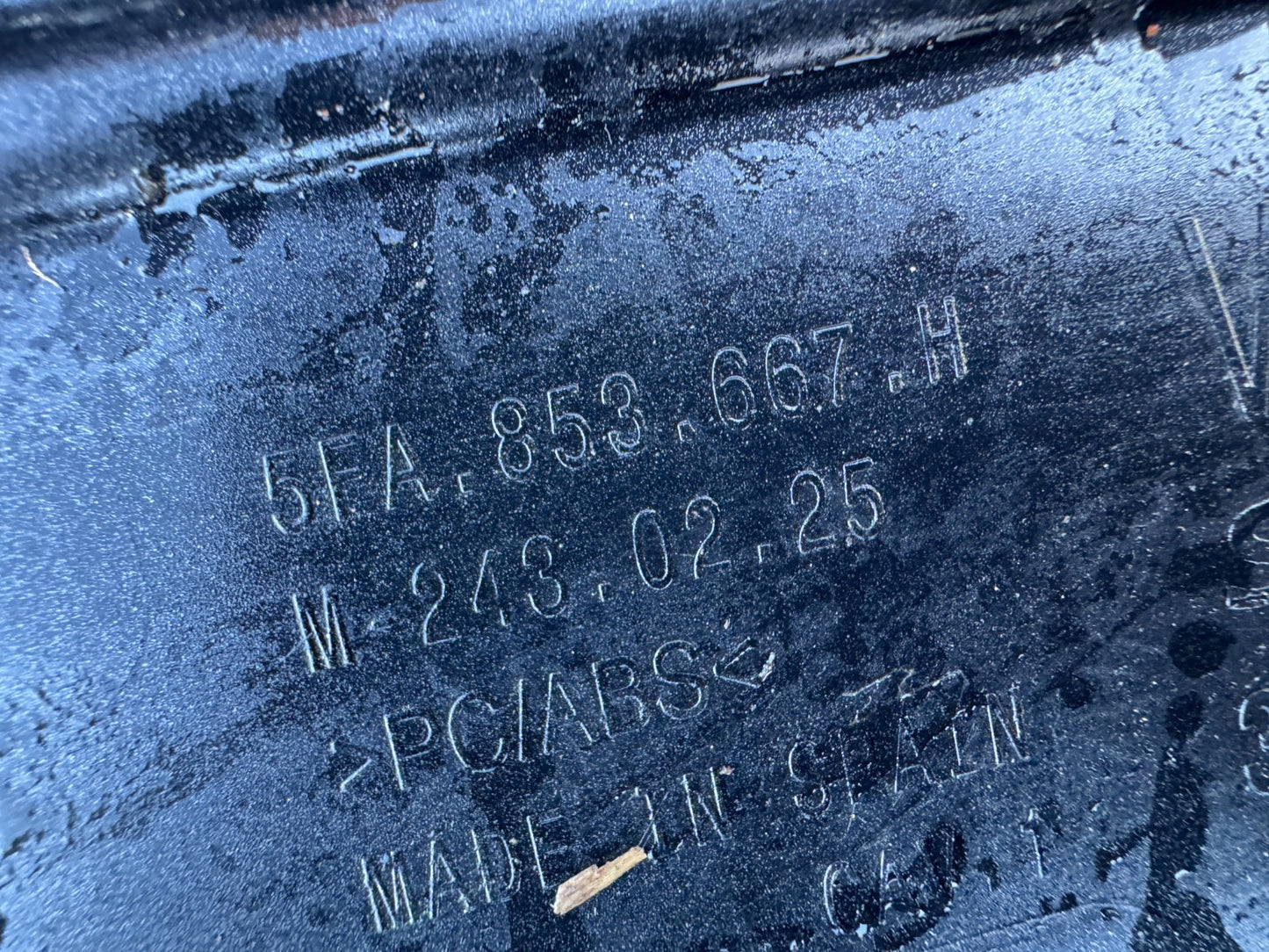 CUPRA LEON Front Grill 2025-On | OEM 5FA853667H Used Genuine REAR DAMAGE