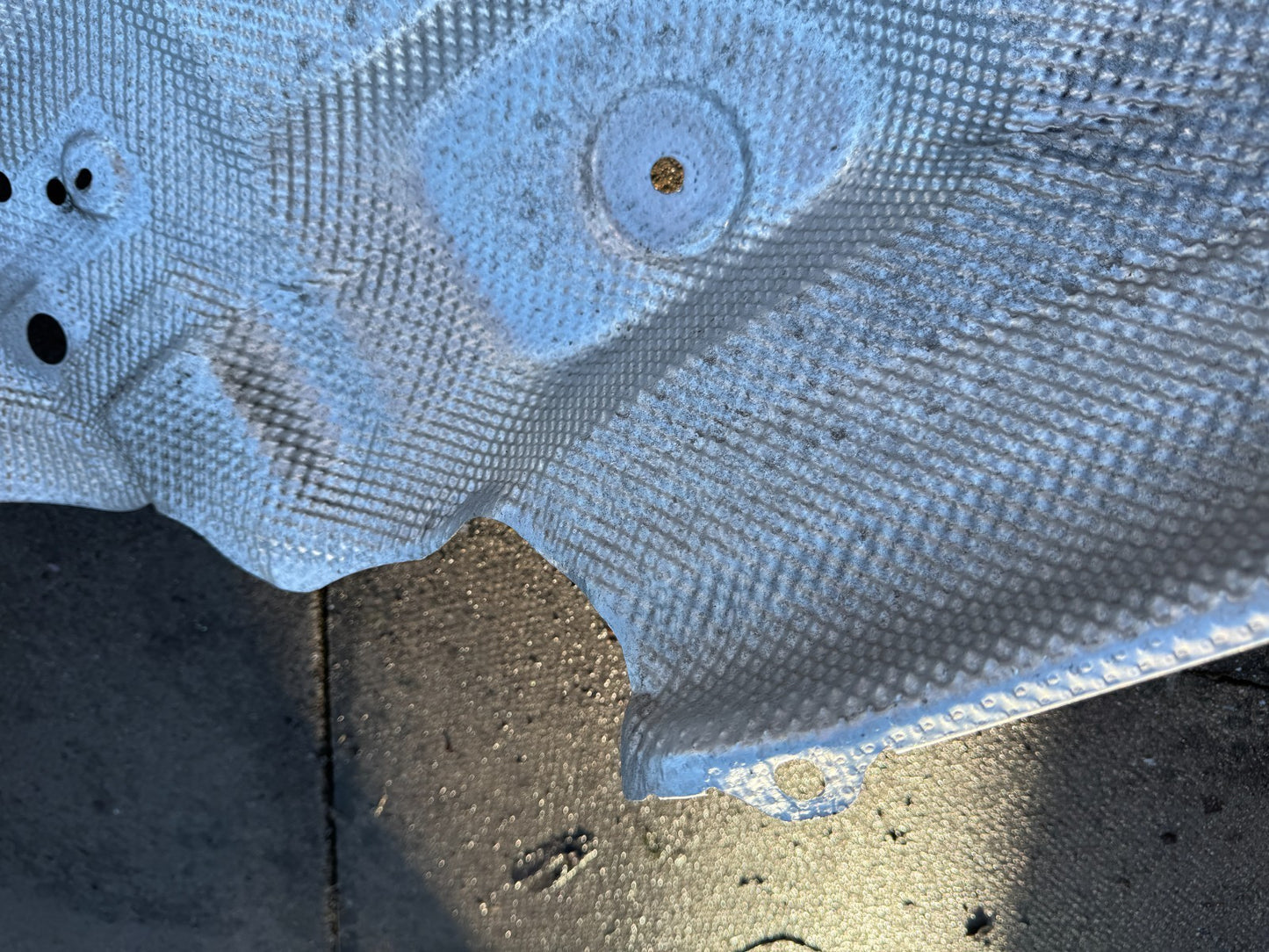 2022-24 RANGE ROVER L460 REAR EXHAUST MUFFLER HEAT SHIELD FLOOR METAL GUARD TRIM