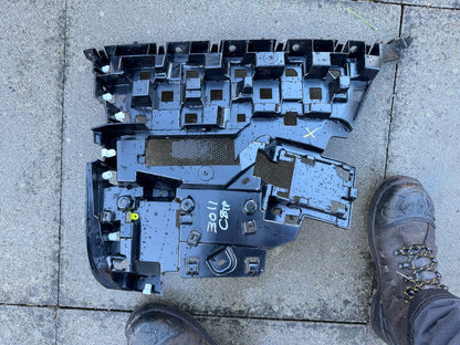 2025 RANGE ROVER SPORT MK3 L461 AUTOBIOGRAPHY BUMPER BRACKET LEFT N9X217A882A