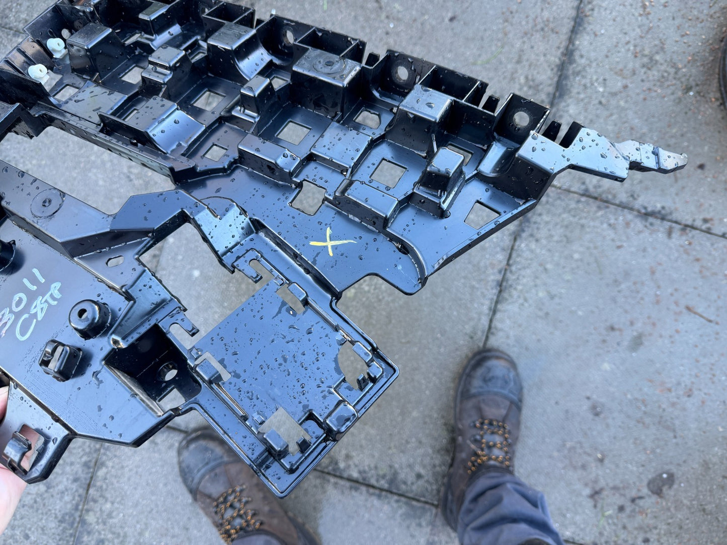 2025 RANGE ROVER SPORT MK3 L461 AUTOBIOGRAPHY BUMPER BRACKET LEFT N9X217A882A