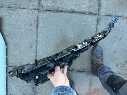 2025 RANGE ROVER SPORT MK3 L461 AUTOBIOGRAPHY BUMPER BRACKET LEFT N9X217A882A