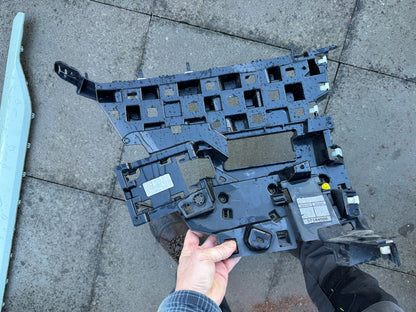 2025 RANGE ROVER SPORT MK3 L461 AUTOBIOGRAPHY BUMPER BRACKET LEFT N9X217A882A