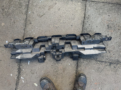 GENUINE RANGE ROVER SPORT L461 REAR BUMPER CENTRE BRACKET 2022-ON N9X217B861A