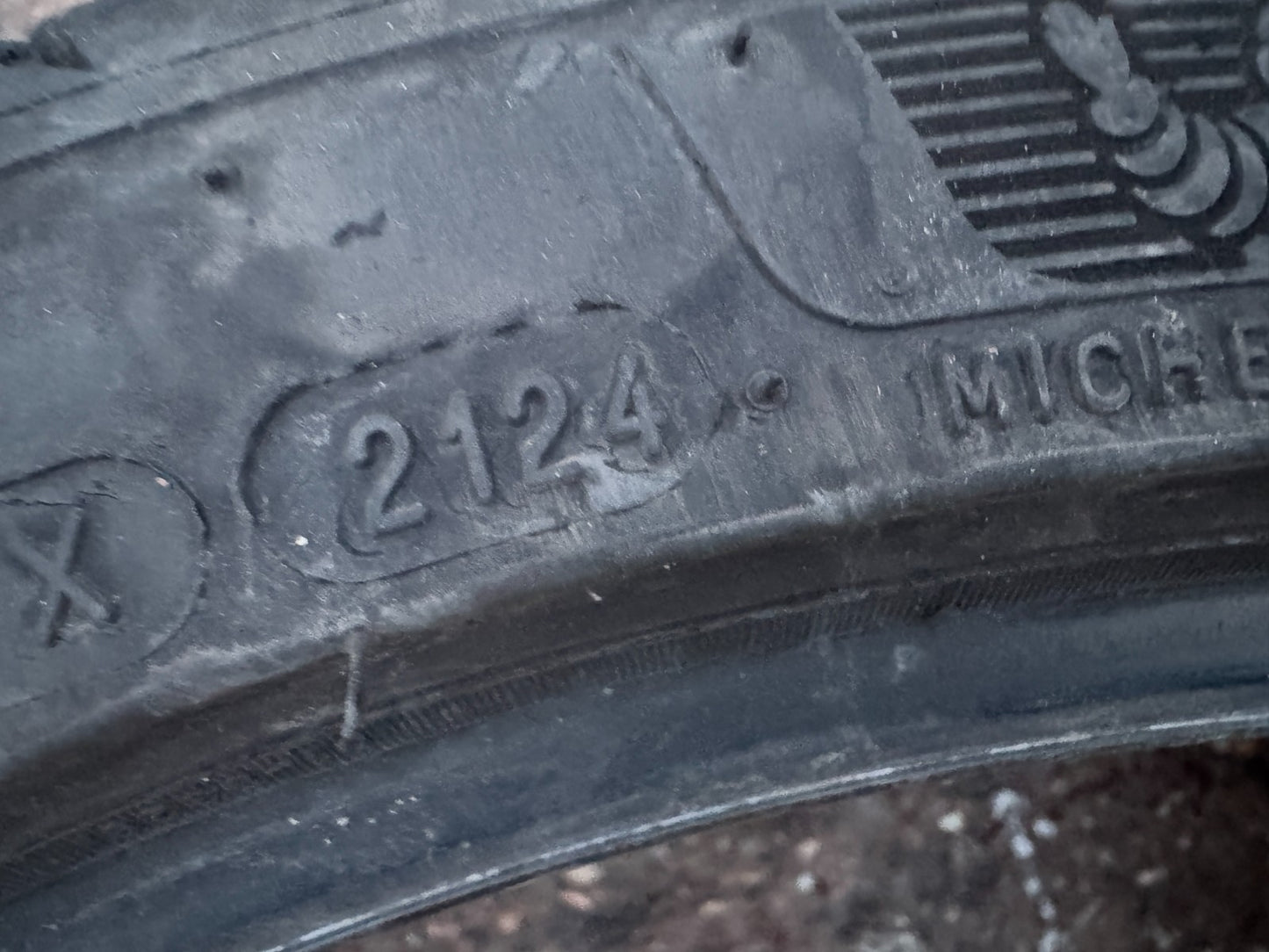 1x MICHELIN PRIMACY 4 255/40 R18 992 4-4.5 mm 2024 tyre 255 40 18 no repairs