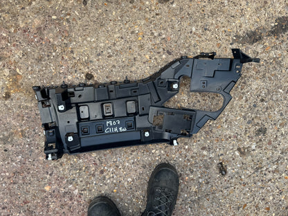 GENUINE LAND ROVER DISCOVERY L462 2020-2024 REAR RIGHT SIDE BUMPER MOUNT BRACKET