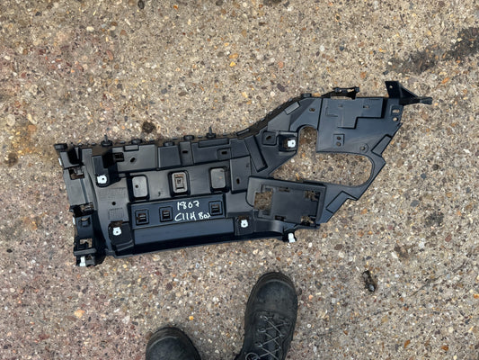 GENUINE LAND ROVER DISCOVERY L462 2020-2024 REAR RIGHT SIDE BUMPER MOUNT BRACKET