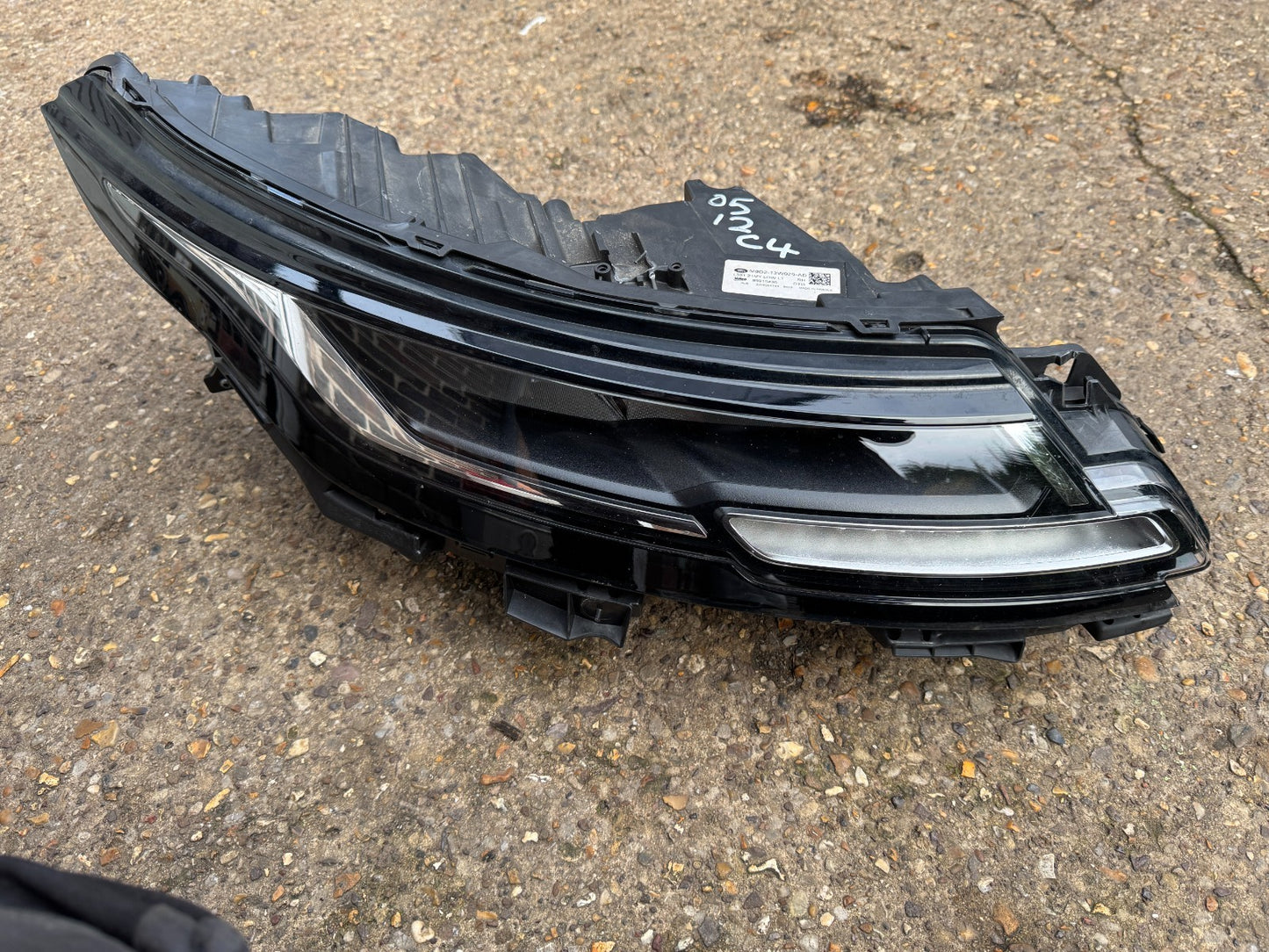 19-ON RANGE ROVER EVOQUE L551 FRONT RIGHT LOW LT HEADLIGHT M8D213W029AB DAMAGED