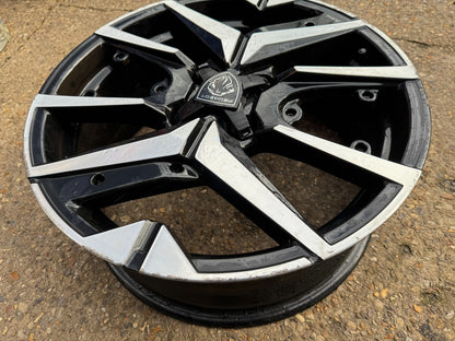 1x 2023 Genuine Peugeot 208 Hybrid GT Mk2 17” Alloy Wheel Rim 7Jx17 9851308480