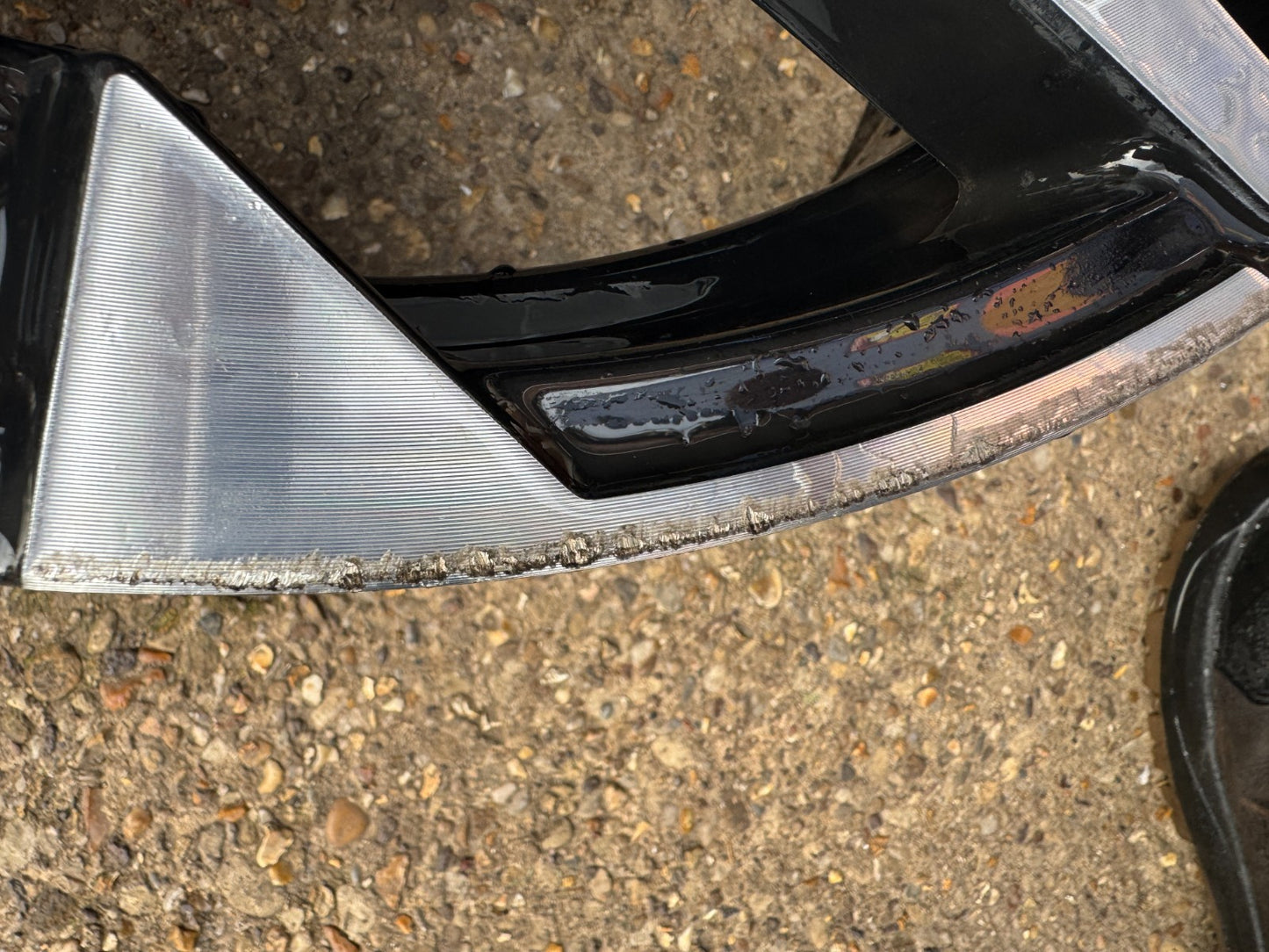 1x 2023 Genuine Peugeot 208 Hybrid GT Mk2 17” Alloy Wheel Rim 7Jx17 9851308480