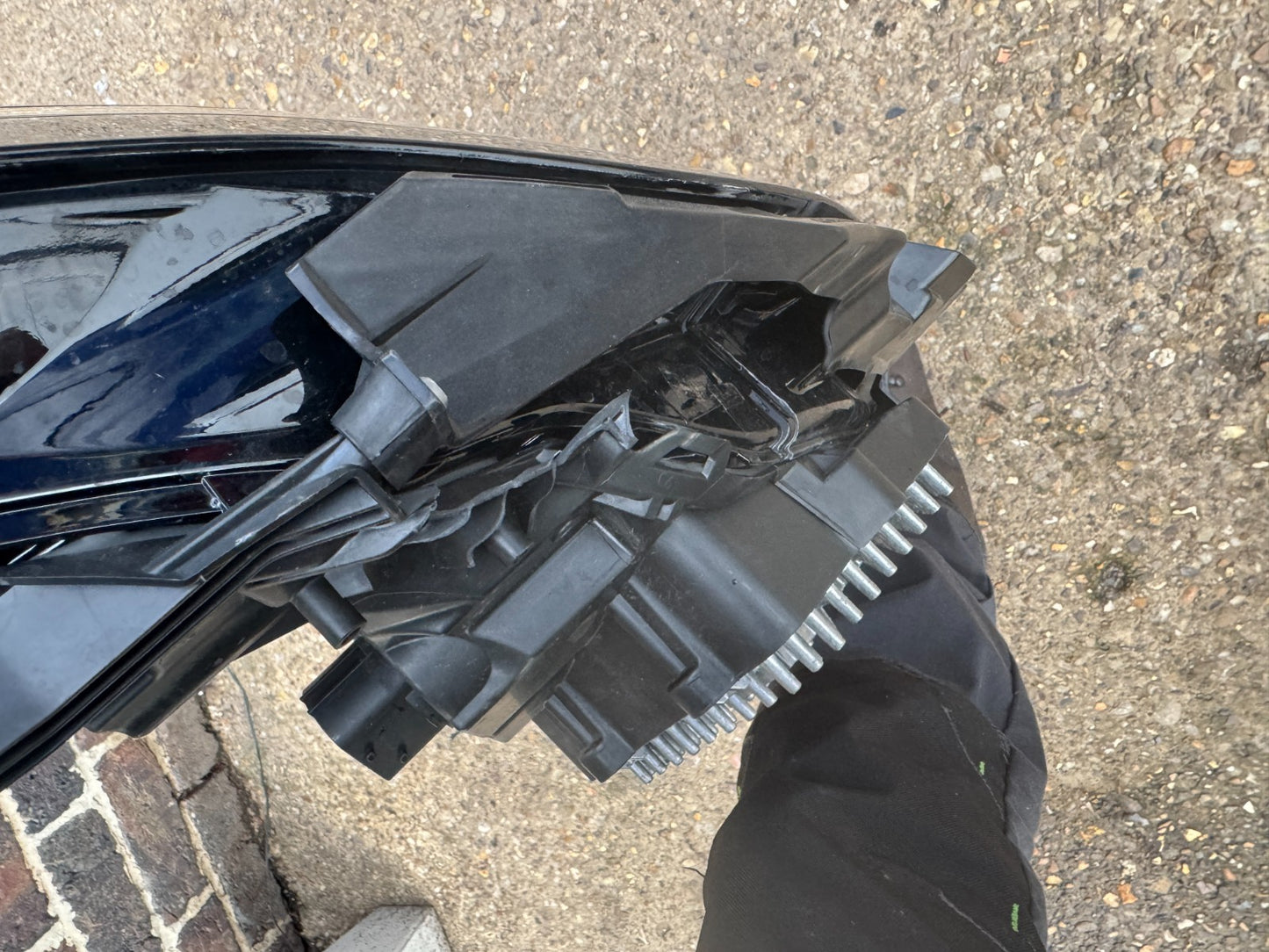 19-ON RANGE ROVER EVOQUE L551 FRONT RIGHT LOW LT HEADLIGHT M8D213W029AB DAMAGED