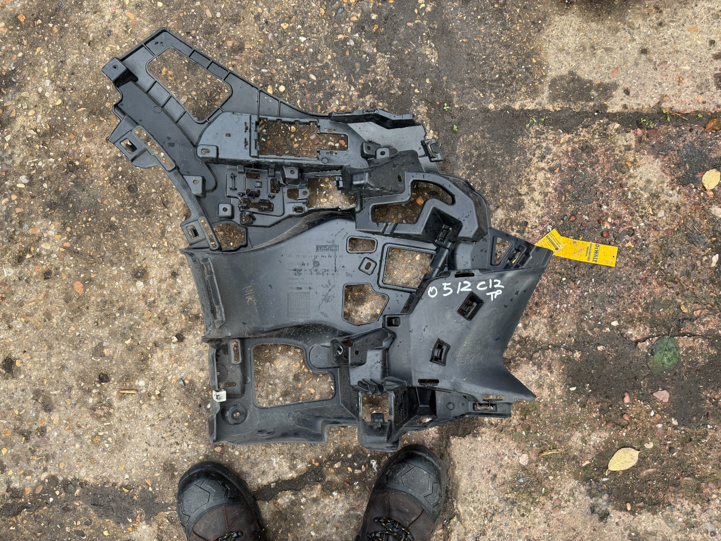 BMW X2 U10 Front Left Bumper Bracket 7884919 2024