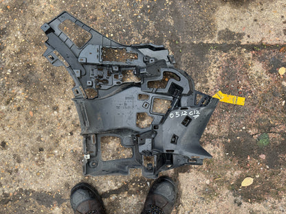 BMW X2 U10 Front Left Bumper Bracket 7884919 2024